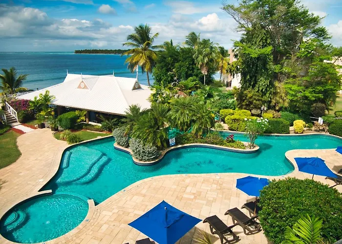 Crown Point Hotels With Amazing Views