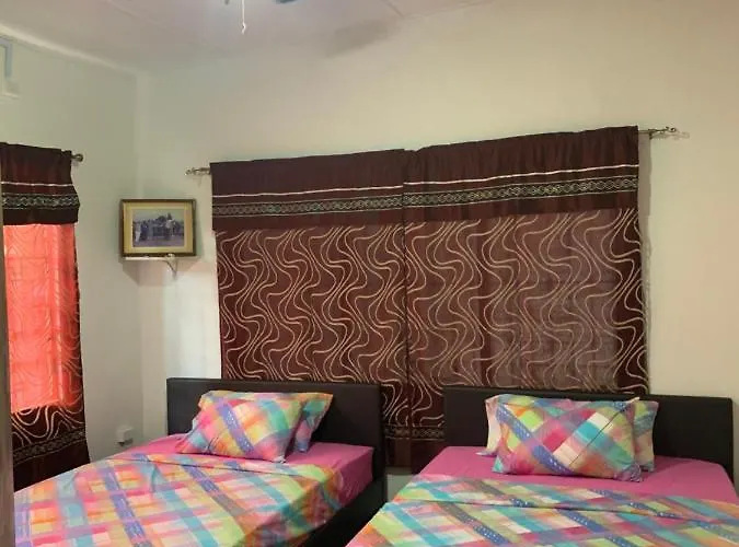 Pet friendly Eileen'S Place Port of Spain