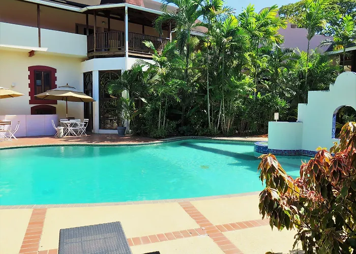 Port of Spain hotels near Emperor Valley Zoo