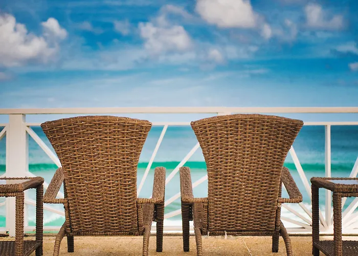 Tropikist Beach Hotel And Resort Crown Point