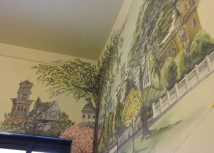 Coblentz Inn Boutique Hotel Belmont